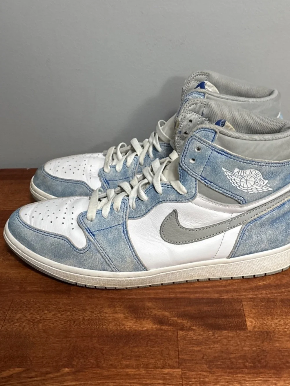 Jordan 1 Retro OG High/Hyper Royal-Smoke Grey 555088-402 US 12M Nike Air Jordan